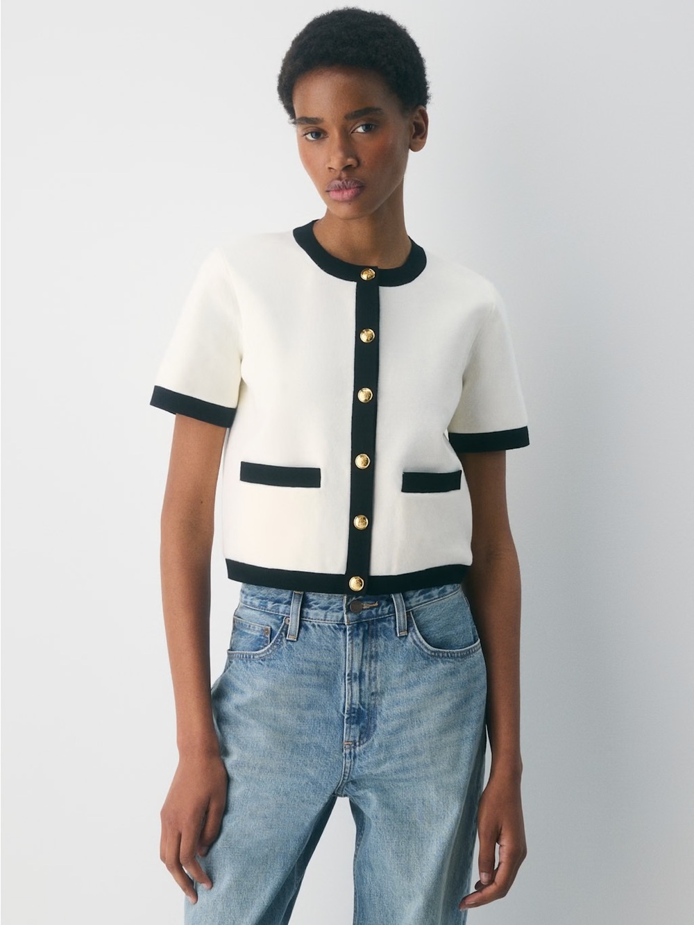 NWT Aritzia Babaton Approach Shortsleeve Cardigan Wonder Yarn Light Birch/Black